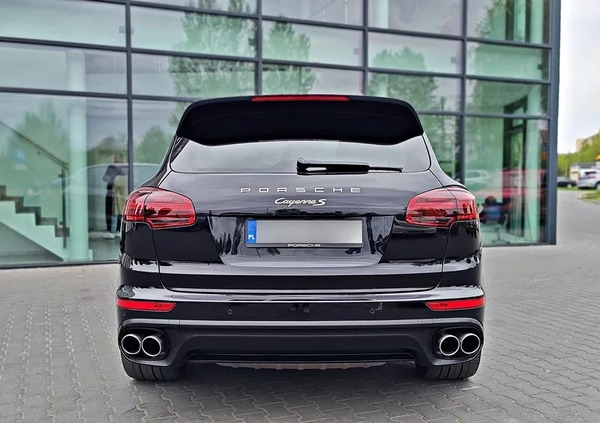 Porsche Cayenne cena 159900 przebieg: 130000, rok produkcji 2017 z Lubień Kujawski małe 781